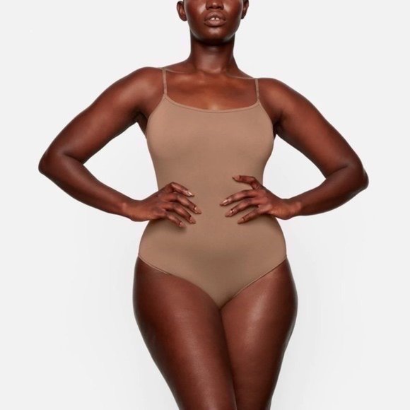SKIMS Essential Cami Brief Bodysuit NEW  Sandstone Womens 4X/5X - Picture 1 of 11
